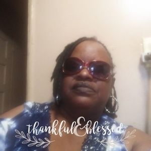 Meet your Posher, Toni